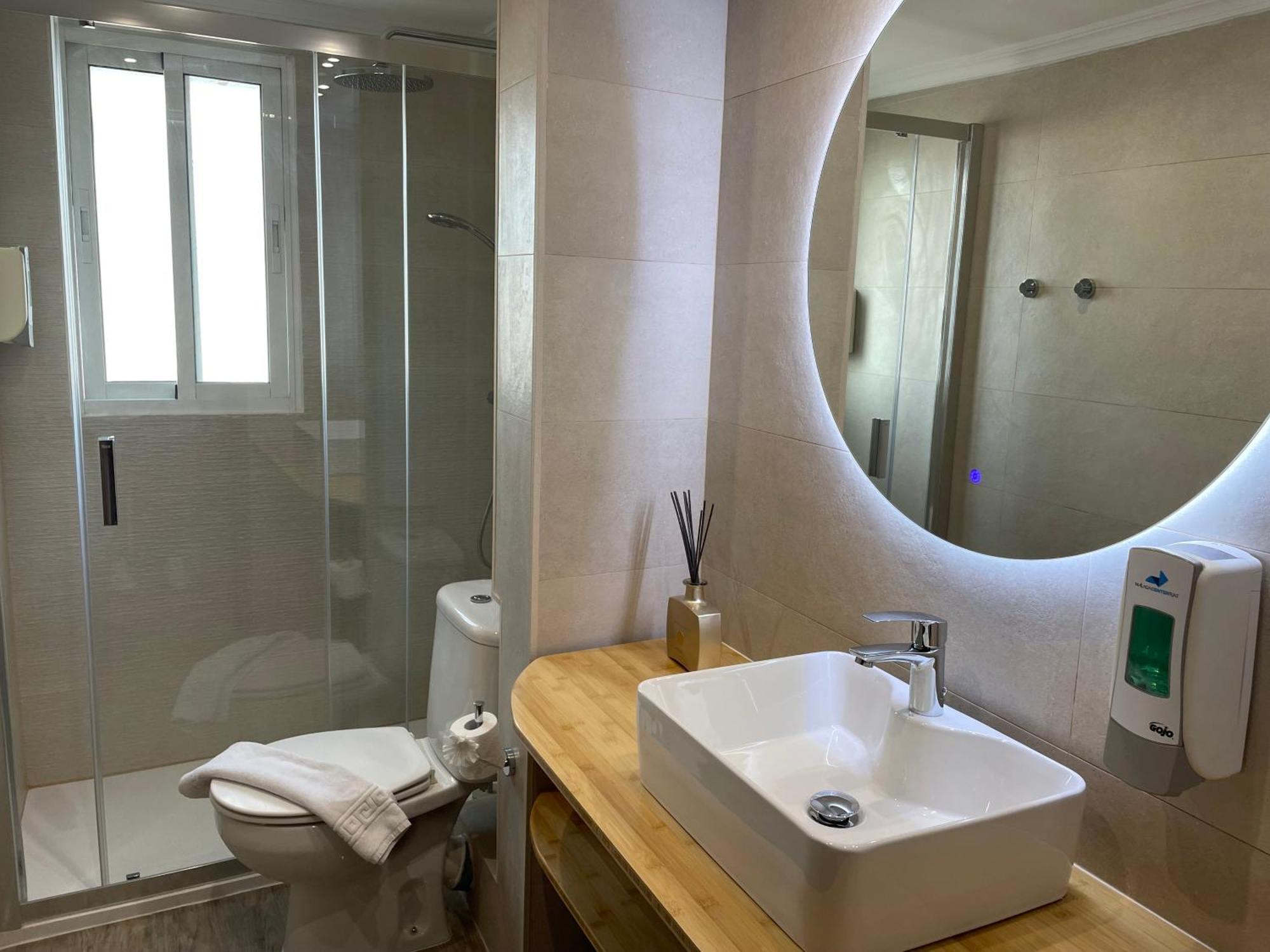 Апартаменти Malaga Center Flat Hospitality Екстер'єр фото