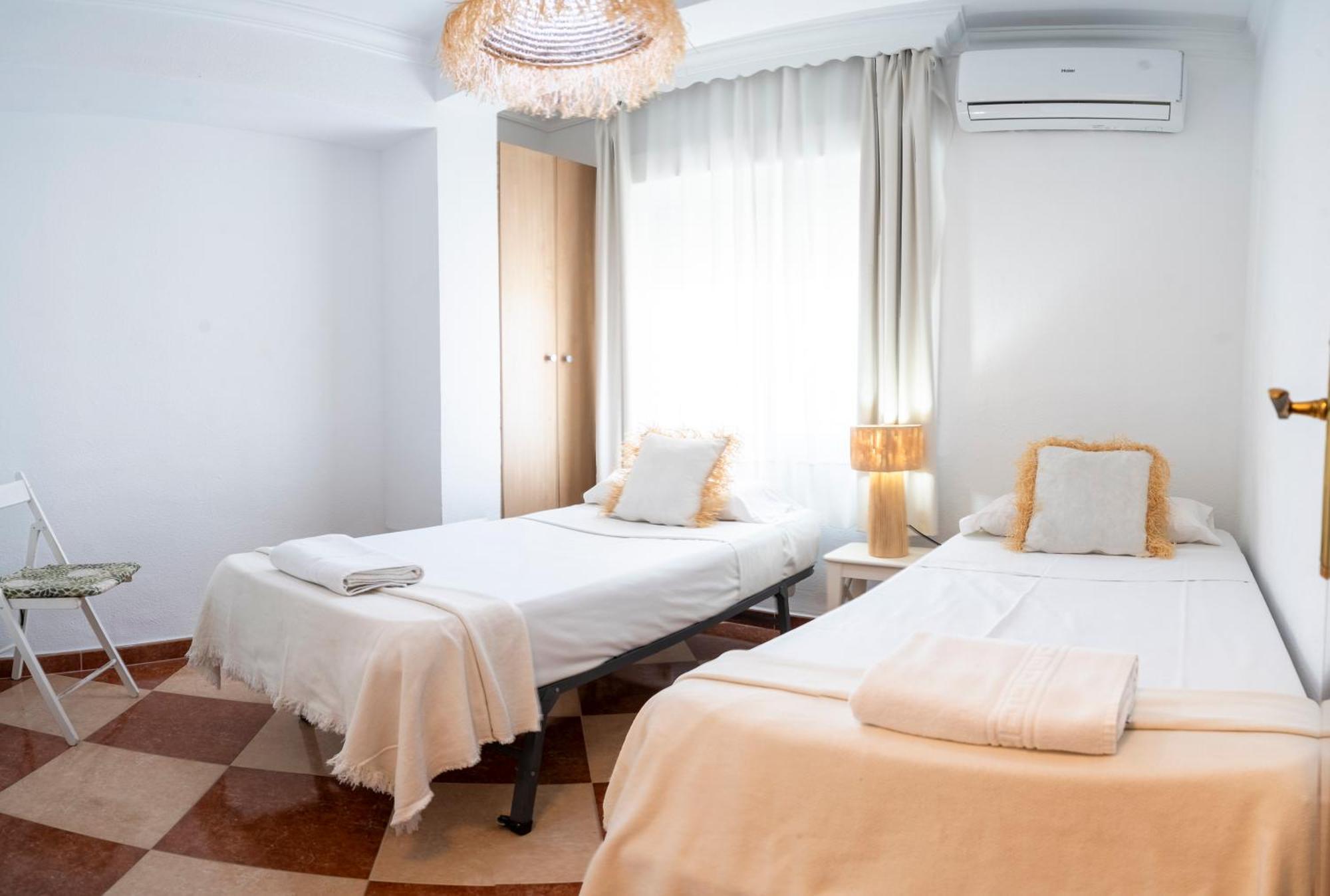 Апартаменти Malaga Center Flat Hospitality Екстер'єр фото